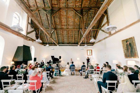 Romantische Scheunenhochzeit in der Schmiede am Ravelsbach
