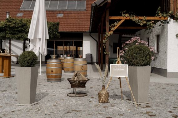 Moderne Herbsthochzeit in Oberösterreich