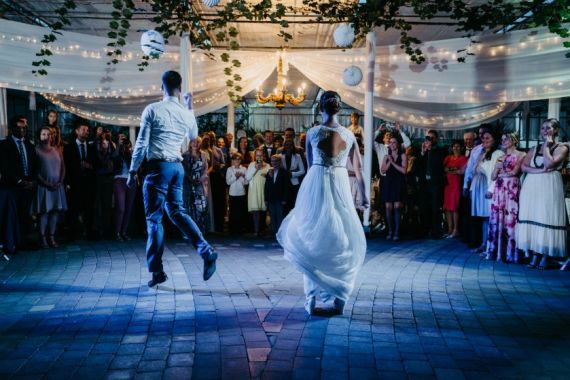 Hochzeitsreportage in Burgenland: Arche Moorhof/ Irene Clayton Eventmanagement