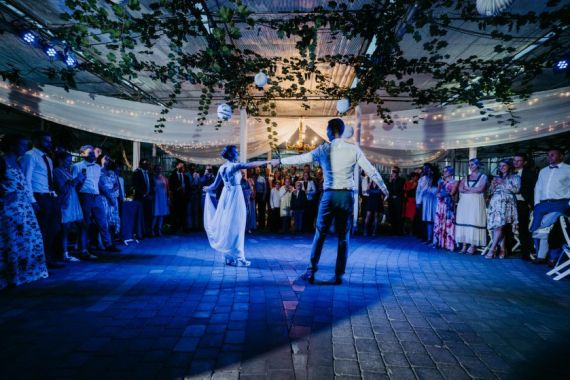 Hochzeitsreportage in Burgenland: Arche Moorhof/ Irene Clayton Eventmanagement