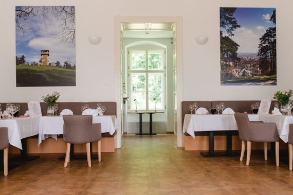 Hochzeitsreportage in Burgenland: Restaurant Die Alm