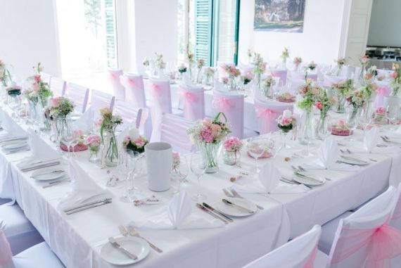 Hochzeitsreportage in Burgenland: Restaurant Die Alm