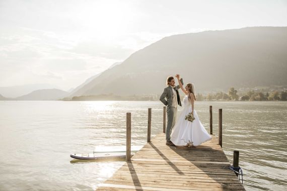 Zauberhafte Hochzeit in der Stiftsschmiede am Ossiacher See in Kärnten