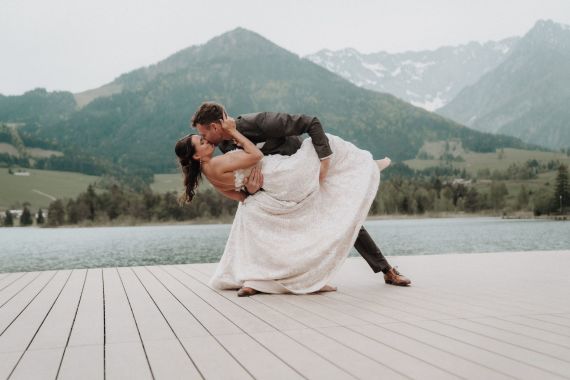 A Lakeside Love Story