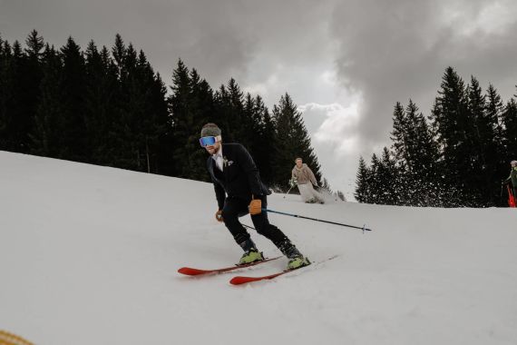Skihochzeit in den Bergen bei der Deantnerin