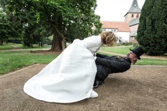 Rock`n`Roll Hochzeit im Metal-Look
