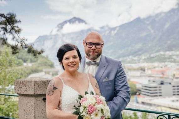 Moderne Hochzeit im Restaurant 1809 Bergisel Innsbruck