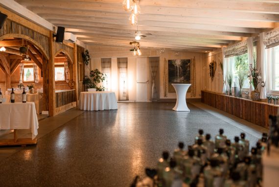 Sommerhochzeit von Jasmin & Fabian am Rieglergut