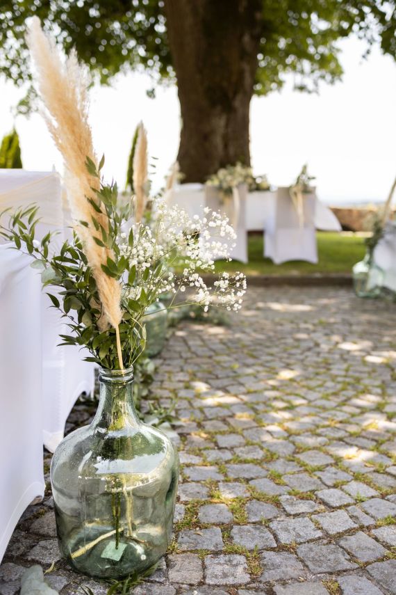 Internationale Hochzeit auf Burg Kreuzen mit Tanz im Mondschein