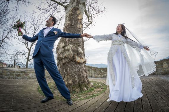 Winter Iranian-Slovenian wedding