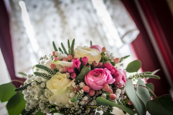 Winter Iranian-Slovenian wedding