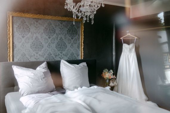  Romantische Abendtrauung im Denkmalhof Schlagwitz