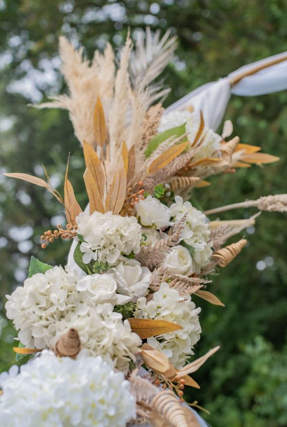 Klassische Hochzeit in den Tannen