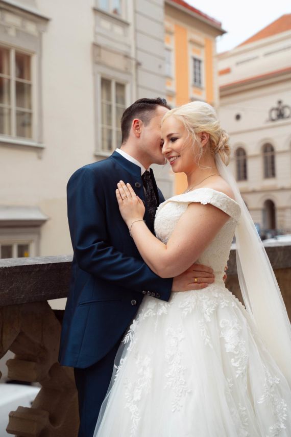 Elegantes After Wedding Shooting in der Grazer Altstadt