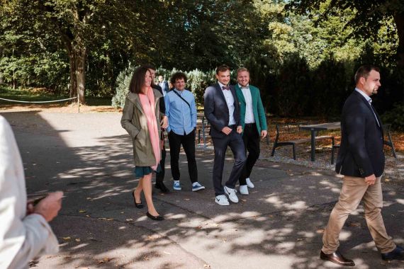Als Hochzeitsfotograf auf der Burg Hohenrechberg – Eine Hochzeit persönlich, anders, unvergesslich