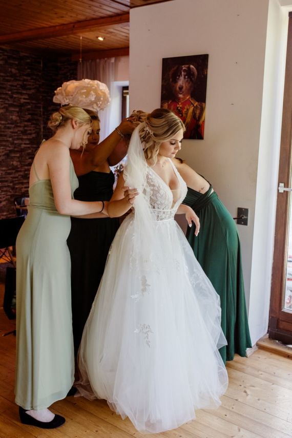 Sommerliche Wald-Hochzeit in Niederösterreich