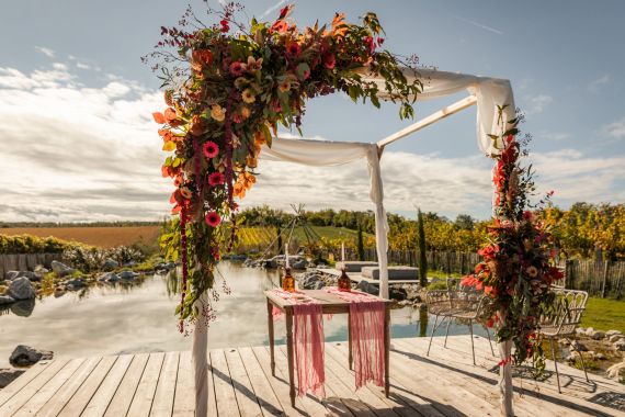 Fall in Love - Farbenprächtige Herbsthochzeit in gemütlicher Atmosphäre mit einem Hauch von Romantik 