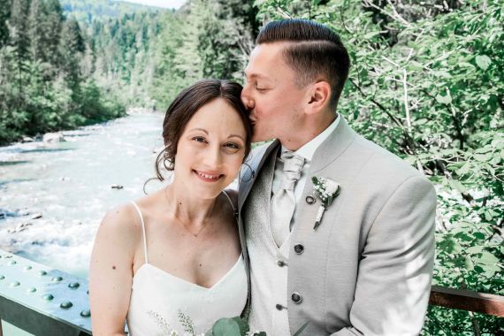 Naturliebe, Lieblingsmenschen & ganz viel Lachen – Anna & Giaco sagten Ja!