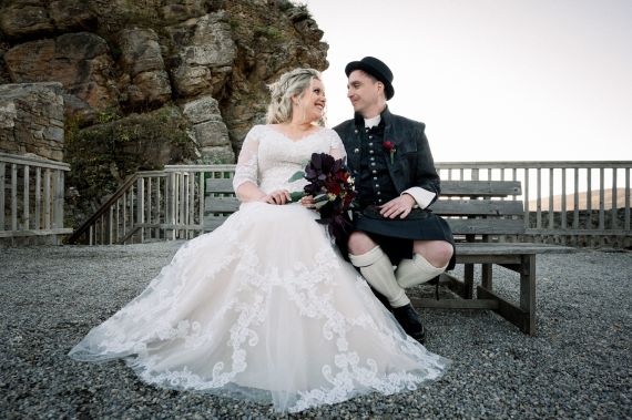 Außergewöhnliche Hochzeit im ritterlichen Gothic Style