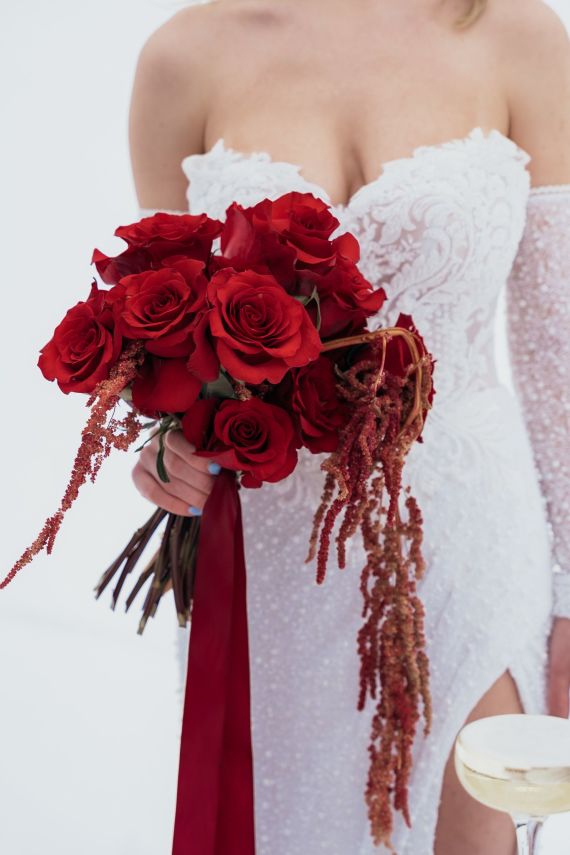 Romantische Berghochzeit im Schnee in Tirol - Intim & Modern