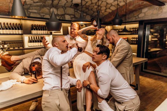 Bezaubernde, lebenslustige Boho-Hochzeit mit einem besonderen Glanz