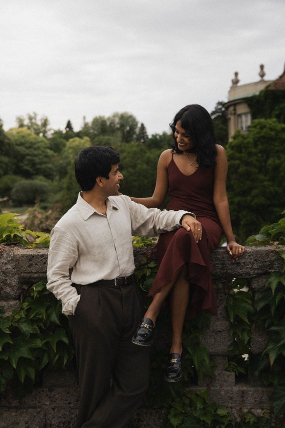 Engagement Shoot im Botanischen Garten München: Ein Pärchenshooting voller Magie