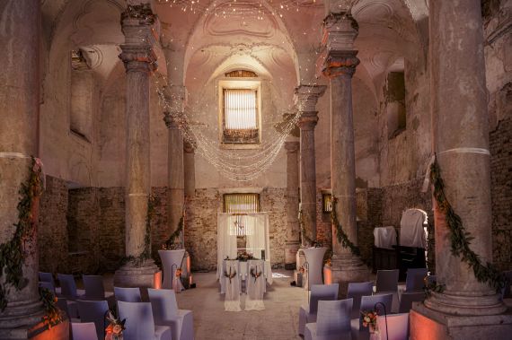 Märchenhaft feiern: Euer eigenes Schloss für das gesamte Hochzeitswochenende