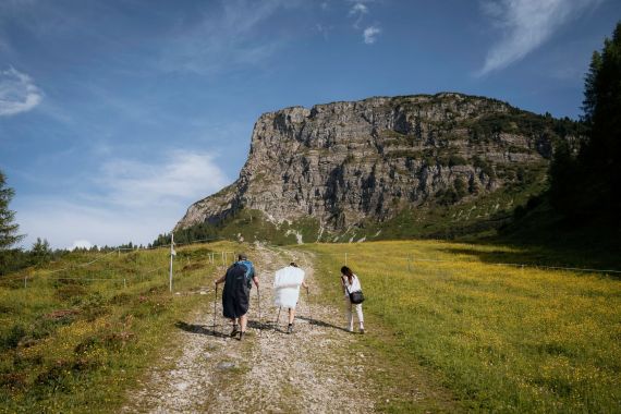 Traumhochzeit in den Bergen mit unvergleichbarem Gipfel-Shooting im Zillertal