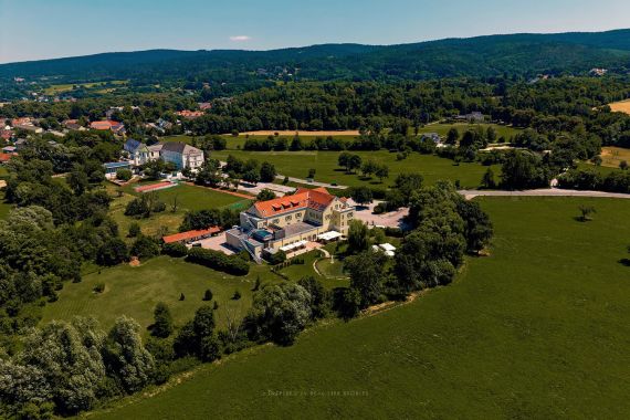 Emotionale Sommerhochzeit im Grandhotel Niederösterreichischer Hof – Ines & Manuel