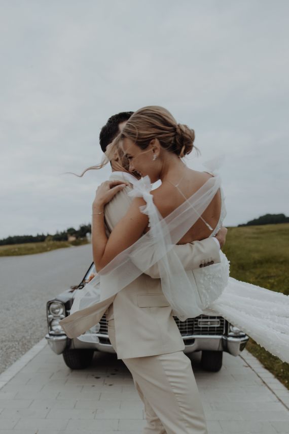 Zitruszauber trifft Sommerromantik | Die Hochzeit von Marie & Paul