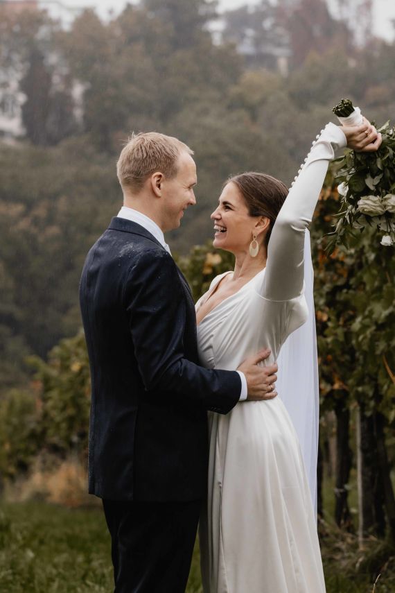 Magische Hochzeit am Reisenberg - Lisa & Thorben trotzen Regen mit Liebe
