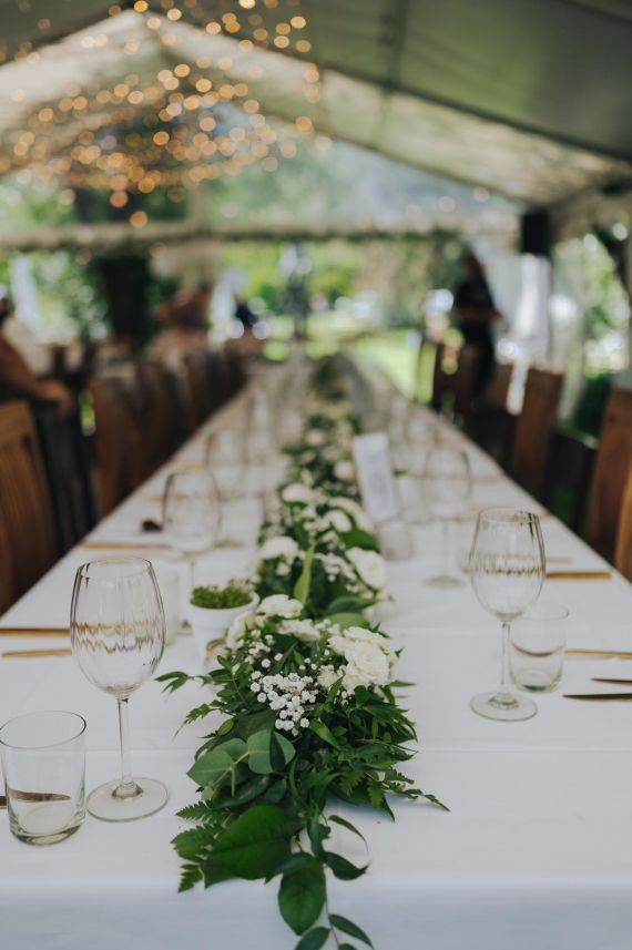 Wunderschöne Gartenhochzeit in Pressbaum in der Villa Kunterbunt 