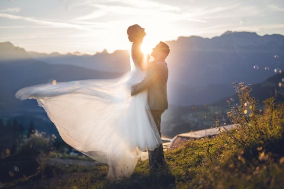 Märchenhafte Sommer-Hochzeit in den Bergen