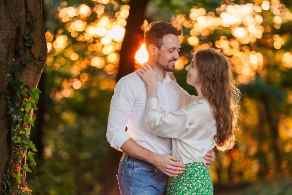 Kennenlernshooting mit Ulla und Sebastian in der Nähe des Pöstlingberg Schlössl´s in Linz Urfahr