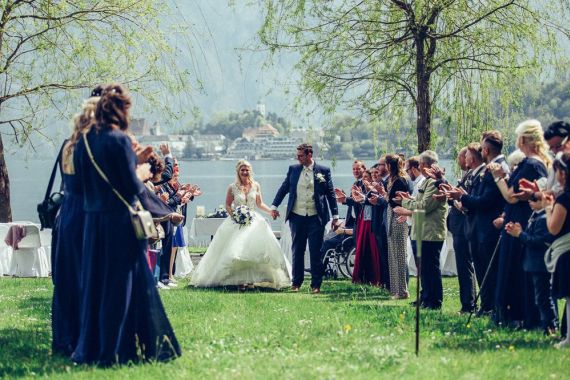 Sehr Emotionale Trauung in Spitzvilla und Schloss Ort