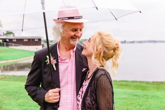Hochzeit in Rosa im Neufeldersee Hotel