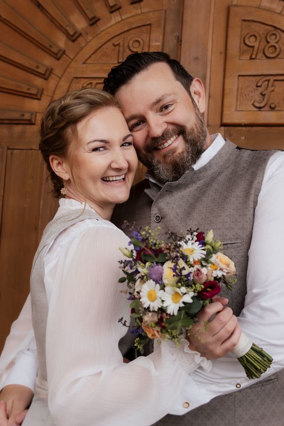 Traditionelle Hochzeit in Österreich inkl. Regen