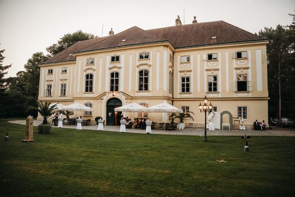 Freitage 2026: 20 % Rabatt auf die Schlossmiete