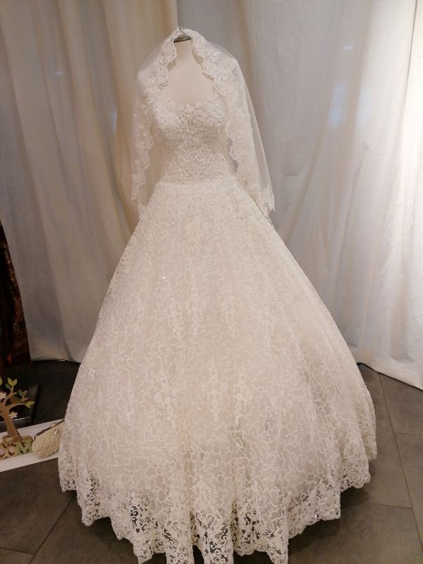 Brautkleid