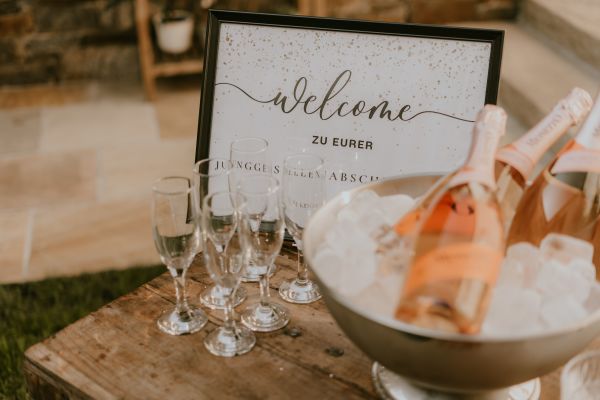 Deine Bachelorette Party | Bride-Craft-Brunch 