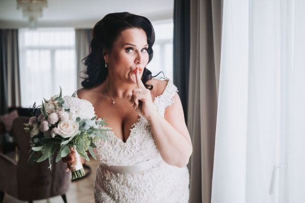 15 % Jahresend-Rabatt auf Hochzeitsfotografie – Jetzt euer Hochzeitspaket sichern. Halbtägige Hochzeitsreportage (6 Stunden)