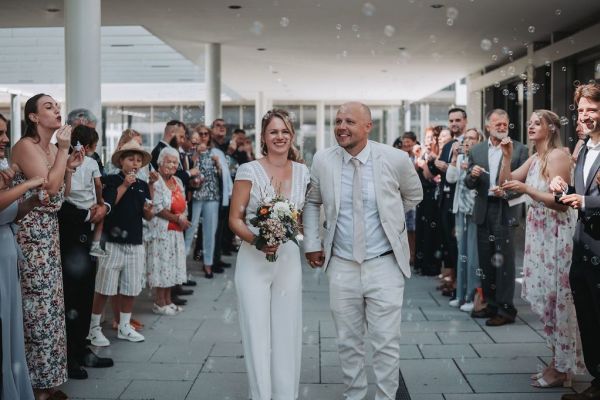15 % Jahresend-Rabatt auf Hochzeitsfotografie – Jetzt euer Hochzeitspaket sichern. Ganztägige Hochzeitsreportage - GOLD (10 Stunden)