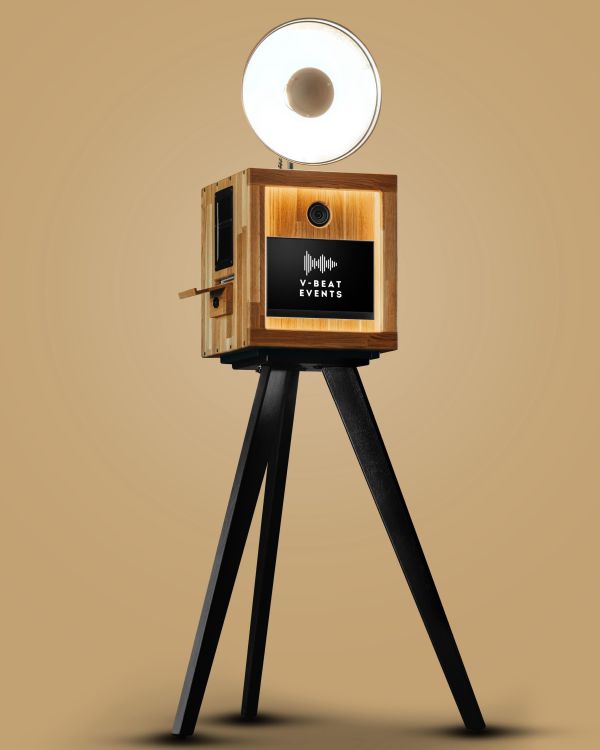 Say Cheeese Fotobox by V-Beat Events