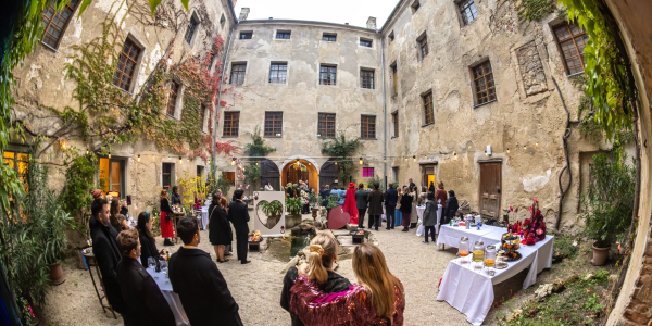 Gesamte Trauung/ Festreden Gesamte Trauung/ Festreden