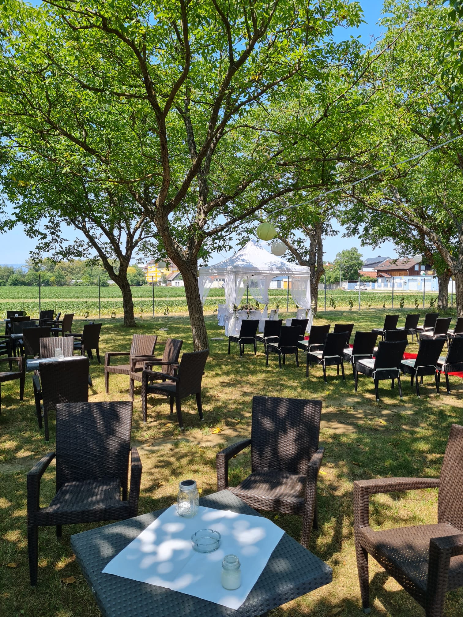 Feiern im Nussbaumgarten Feiern im Nussbaumgarten