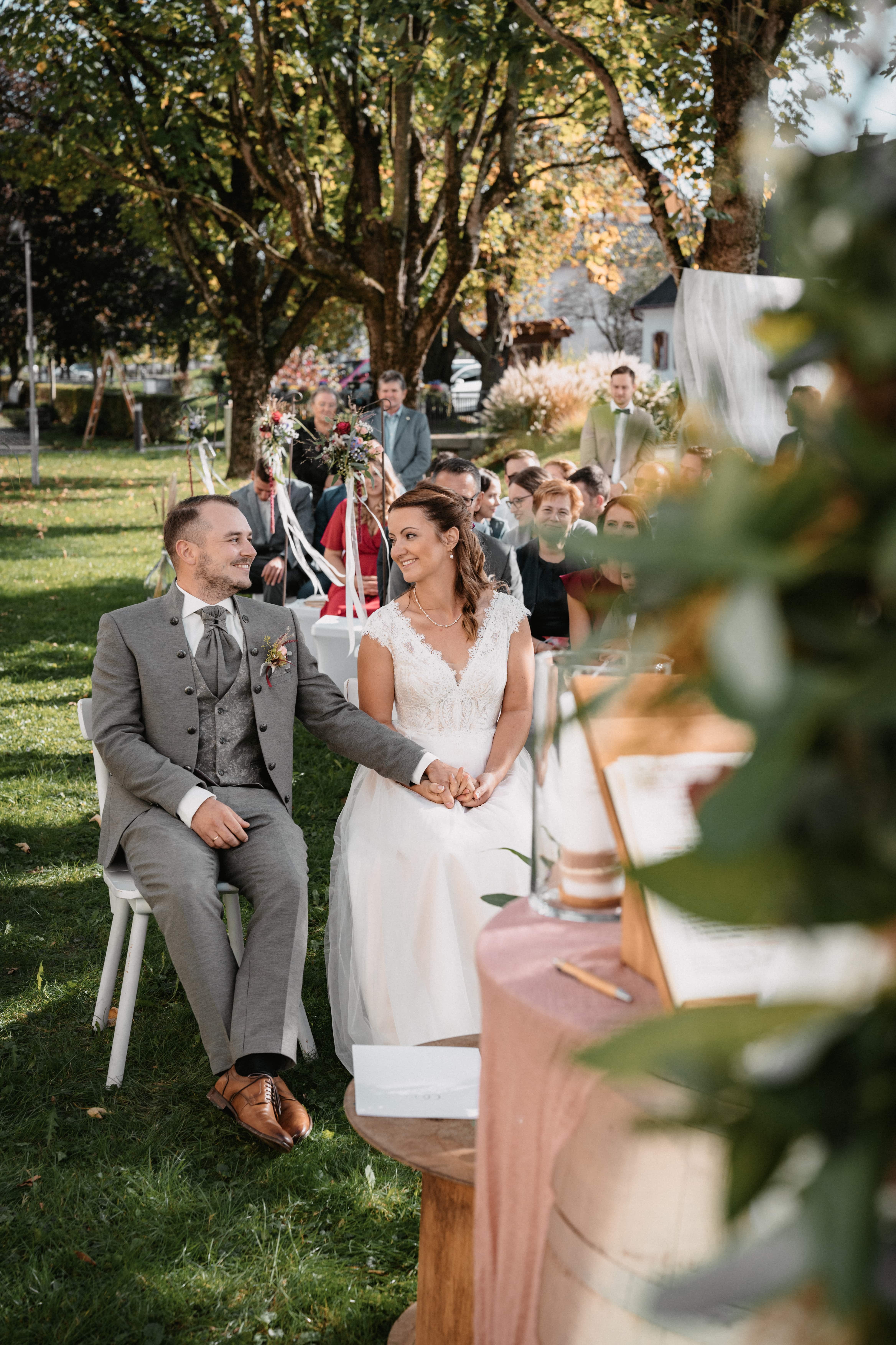 Emotionales Hochzeitsvideo aus der Steiermark – echte Momente & unvergessliche Augenblicke Emotionales Hochzeitsvideo aus der Steiermark – echte Momente & unvergessliche Augenblicke