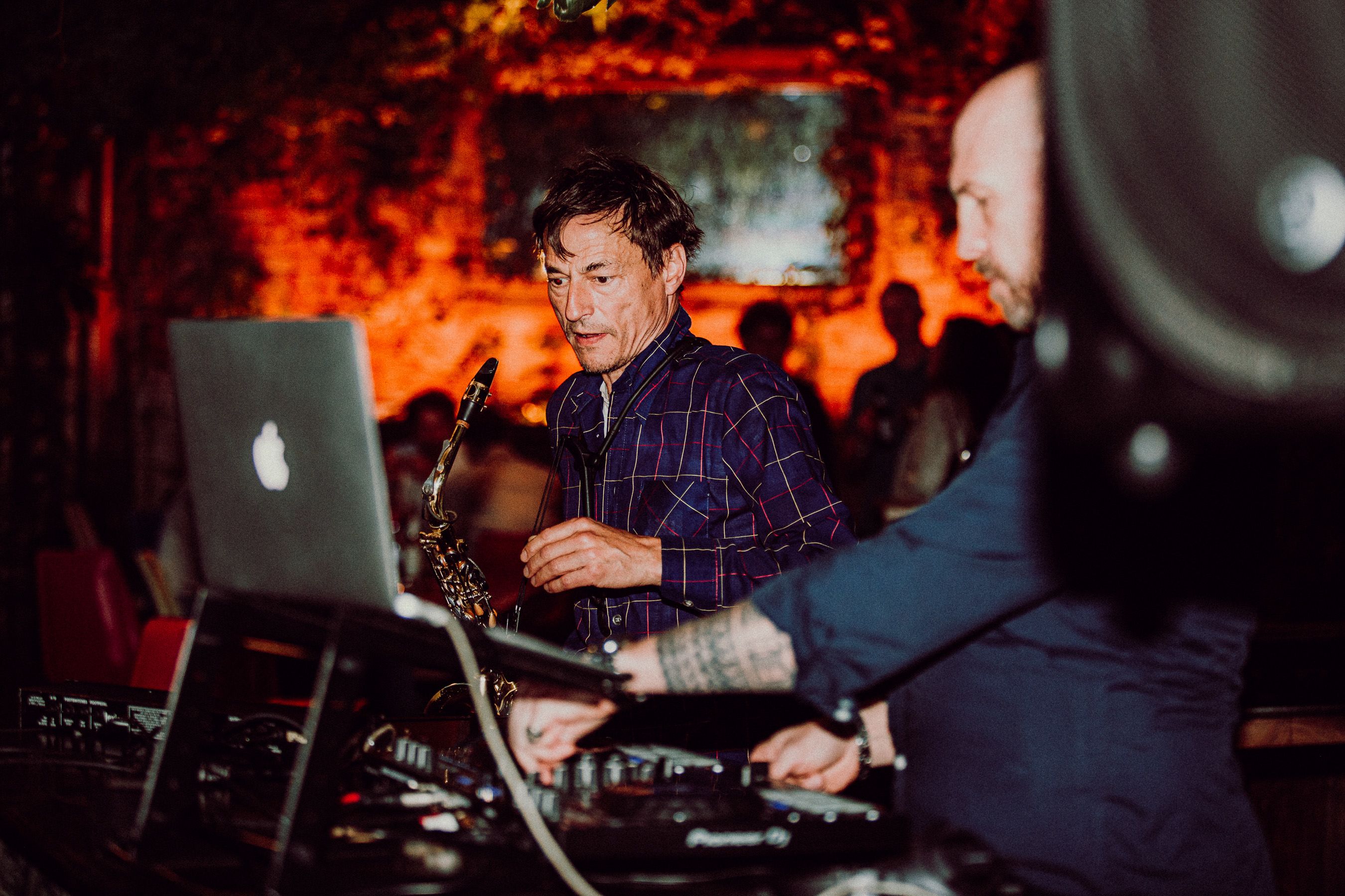 Saxophon auf dem Dancefloor