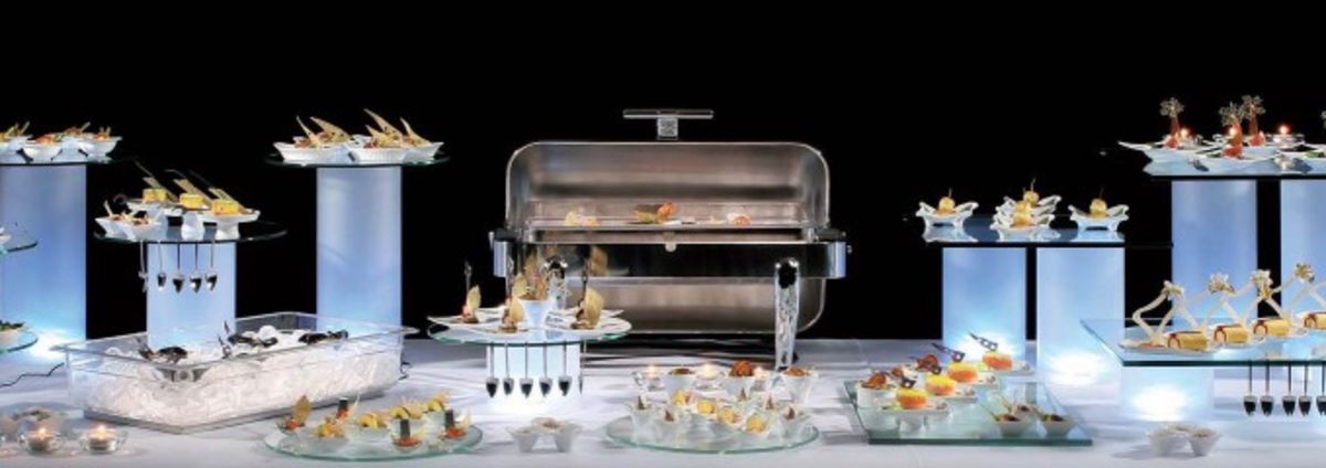 © https://media.hochzeit.click/image/upload/w_1200,c_fill,dpr_auto,f_auto/v1666108732/hochzeitclick01/47803/trabitsch-buffet.jpg Trabitsch Catering