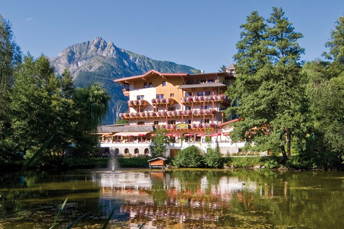 © https://media.hochzeit.click/image/upload/w_1200,c_fill,dpr_auto,f_auto/v1666108873/hochzeitclick01/43411/tramserhof.jpg Hotel Tramser Hof