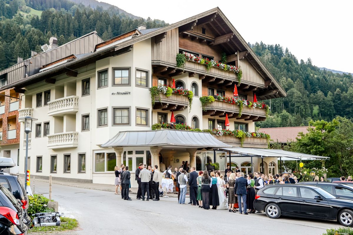 © https://media.hochzeit.click/image/upload/w_1200,c_fill,dpr_auto,f_auto/v1666109143/hochzeitclick01/33087/der-neuwirt.jpg Der Neuwirt